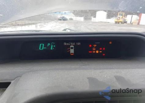 2013 Toyota Prius C Two z USA, uszkodzony, nr VIN JTDKDTB30D1533911